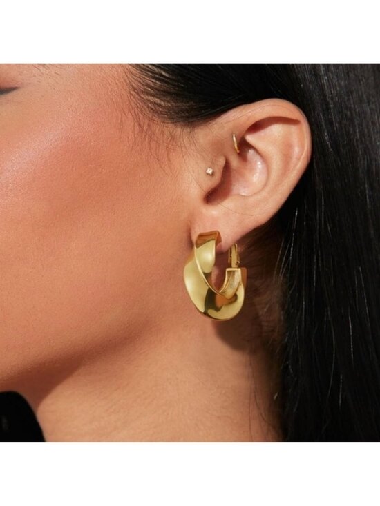 Jewelry - GOLD 14k Gold Plated Twist Hoop Earrings
